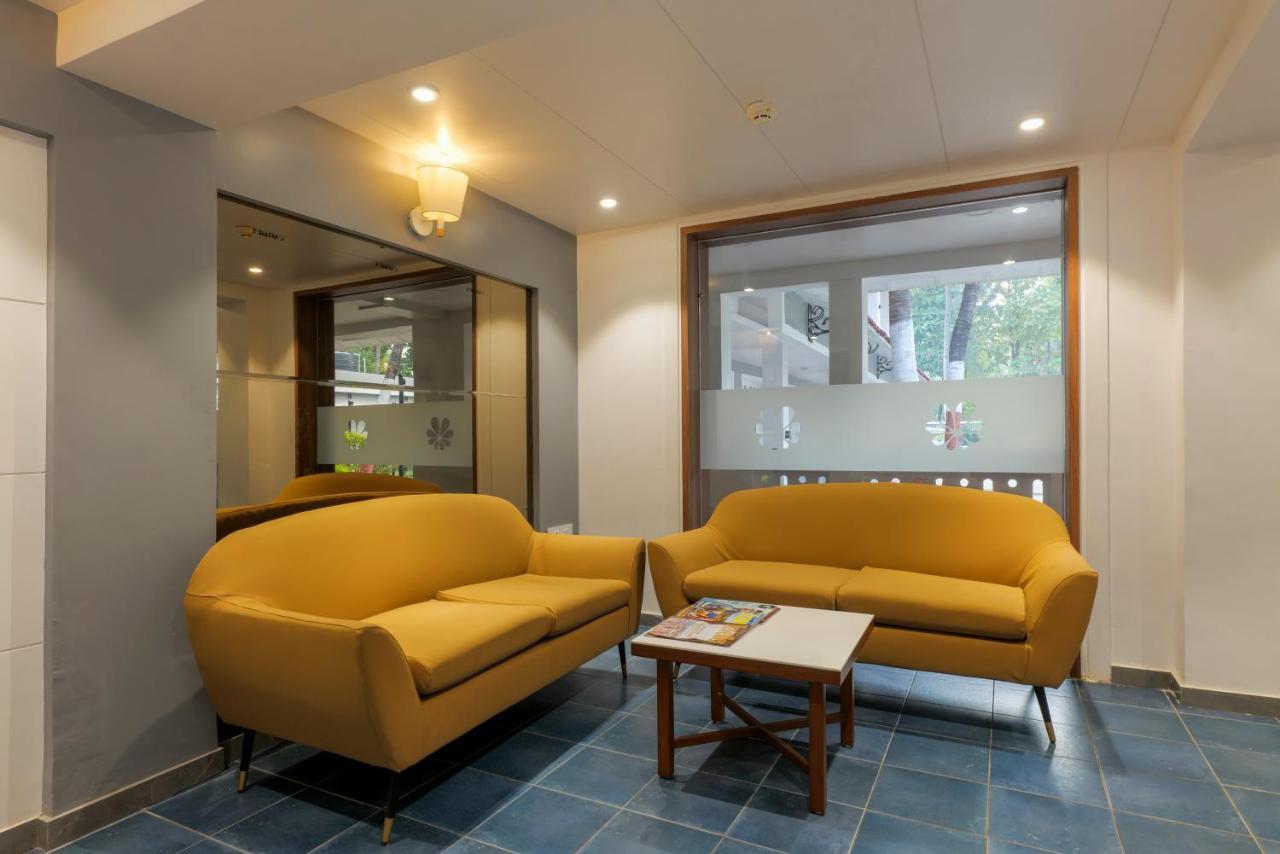 Gold Beach Villa Daman Extérieur photo